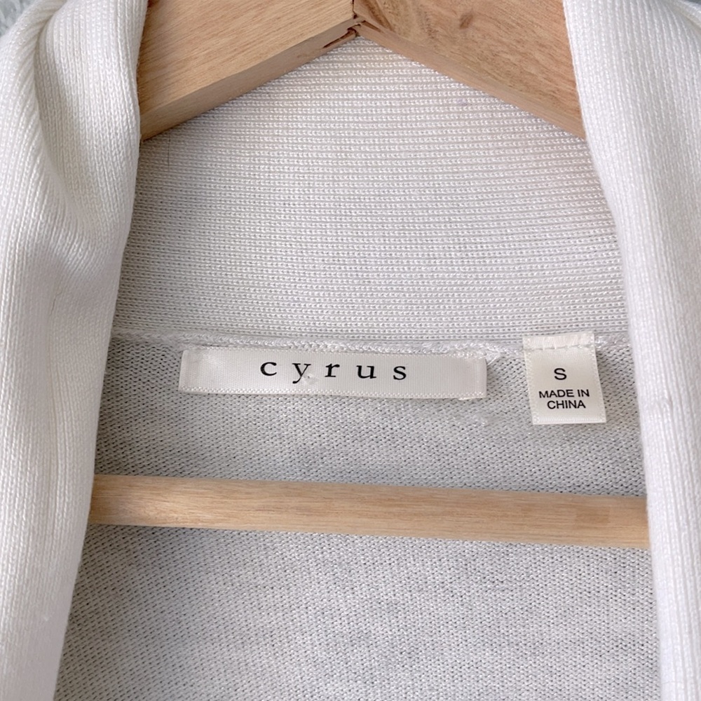 Cyrus wrap - Picture 2 of 5